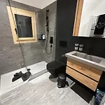 شقة Casa Ladina 4