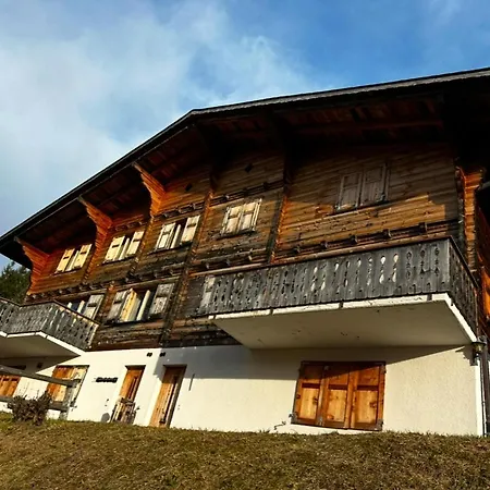 Casa Ladina 4 Apartman Falera