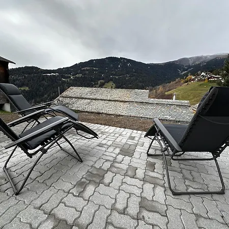 Casa Ladina 4 * Falera