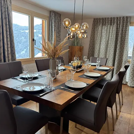 Casa Ladina 4 *