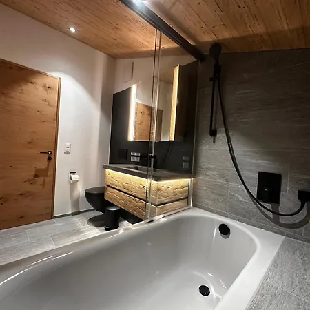 Casa Ladina 4 Apartman *