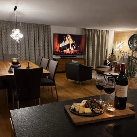 Casa Ladina 4 * Falera