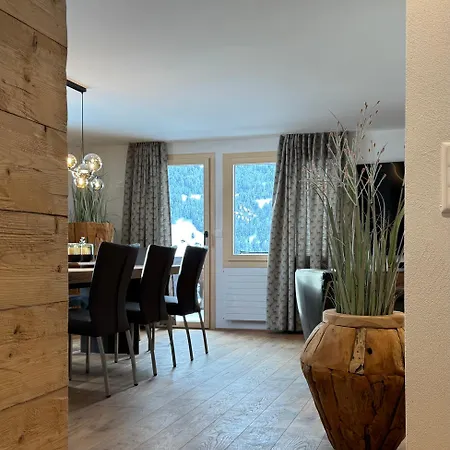 Casa Ladina 4 פאלרה