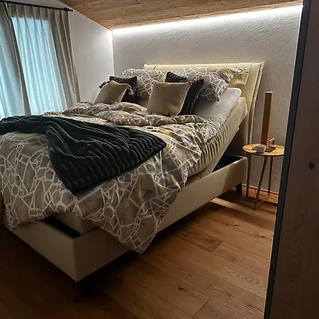 Casa Ladina 4 פאלרה